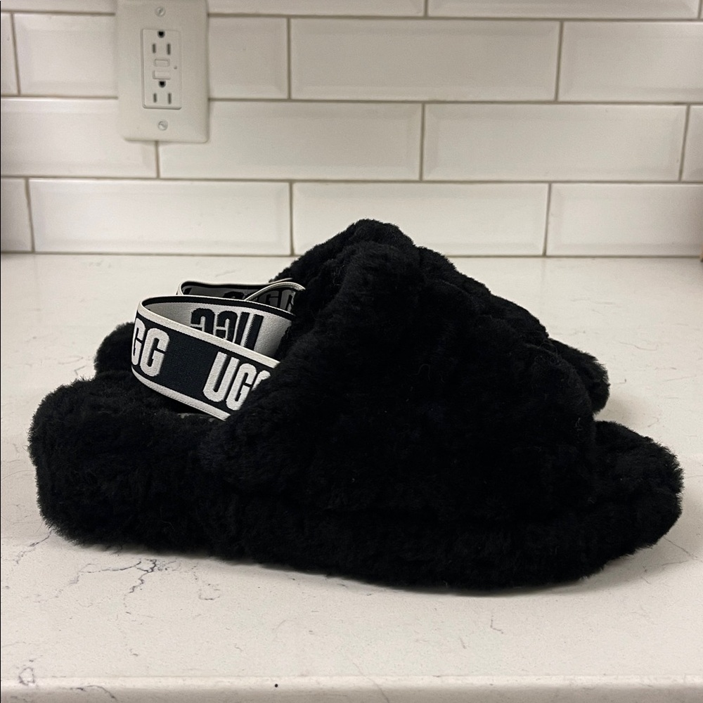 UGG Fluff Yeah Slide Women’s Size 7 Black Fluffy Slides - Picture 14 of 17